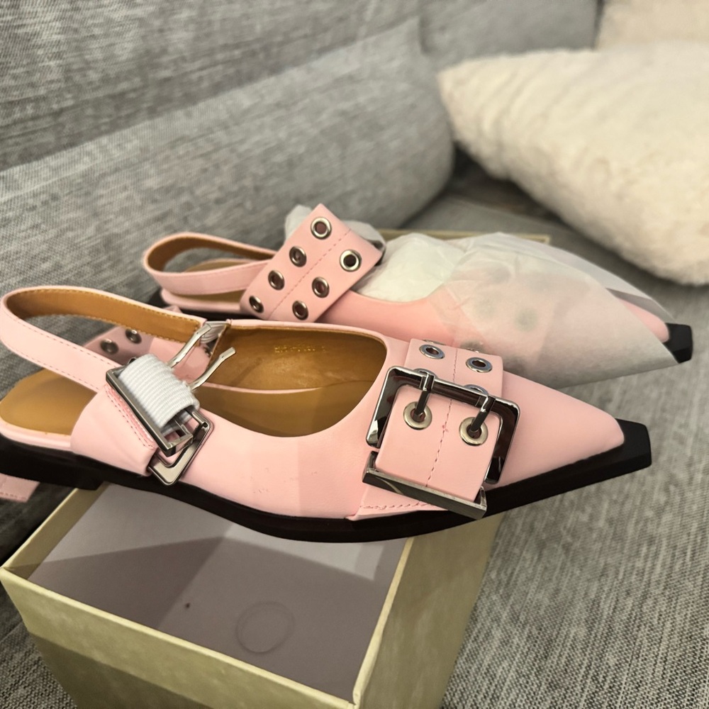 slingbacks flats